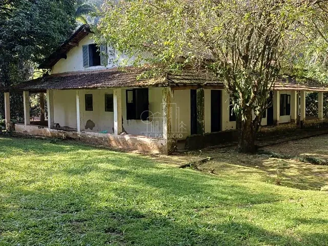 Chácara com 91000m² 3 quartos e 3 banheiros, à venda, no bairro Espinhaço em Guapimirim