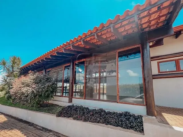 Chácara com 4701m² 4 quartos e 3 banheiros, à venda, no bairro Zona Rural em Porecatu