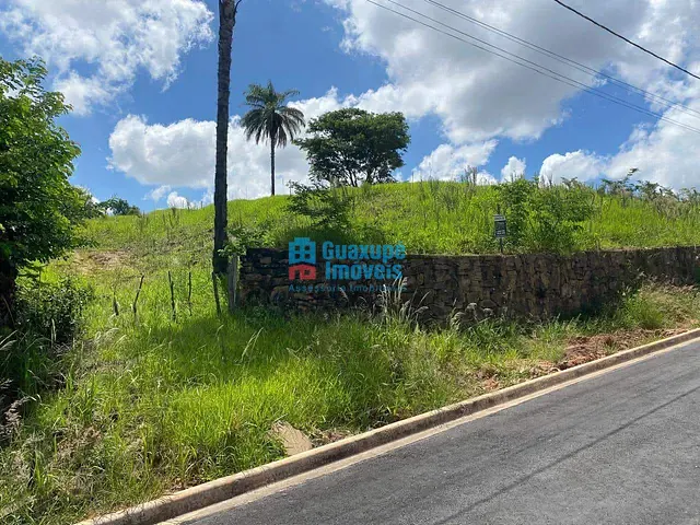 Chácara com 2741m², à venda, no bairro BOM JARDIM em GUAXUPÉ
