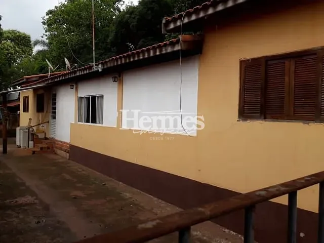 Chácara com 2000m² 3 quartos e 2 banheiros, à venda, no bairro Parque Residencial das Andorinhas em Cosmópolis