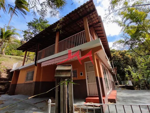 Chácara com 6000m² 4 quartos e 3 banheiros, à venda, no bairro Lumiar em Nova Friburgo