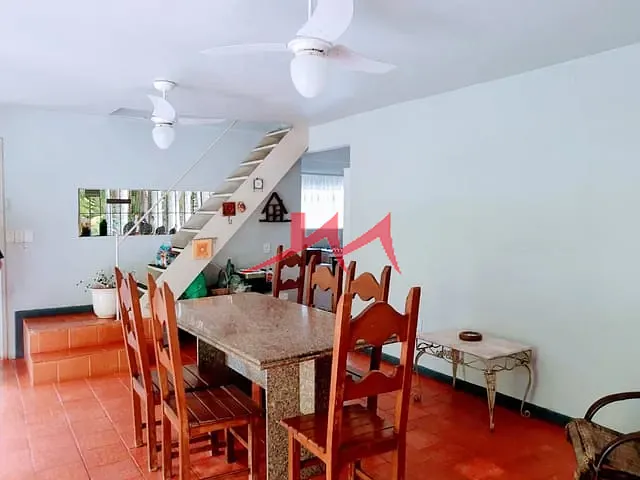 Chácara com 6000m² 4 quartos e 3 banheiros, à venda, no bairro Lumiar em Nova Friburgo