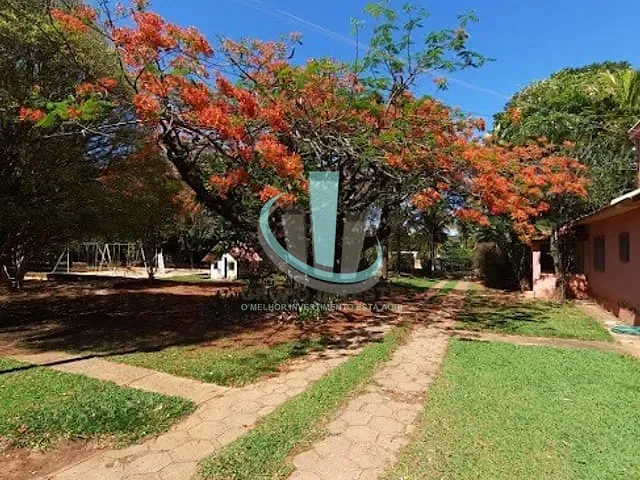 Chácara com 15000m² 4 quartos e 5 banheiros, à venda, no bairro CHÁCARA VELOSA em ARARAQUARA