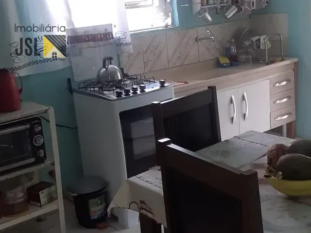 Chácara com 1000m² 2 quartos e 1 banheiro, à venda, no bairro Guamirim em Caçapava