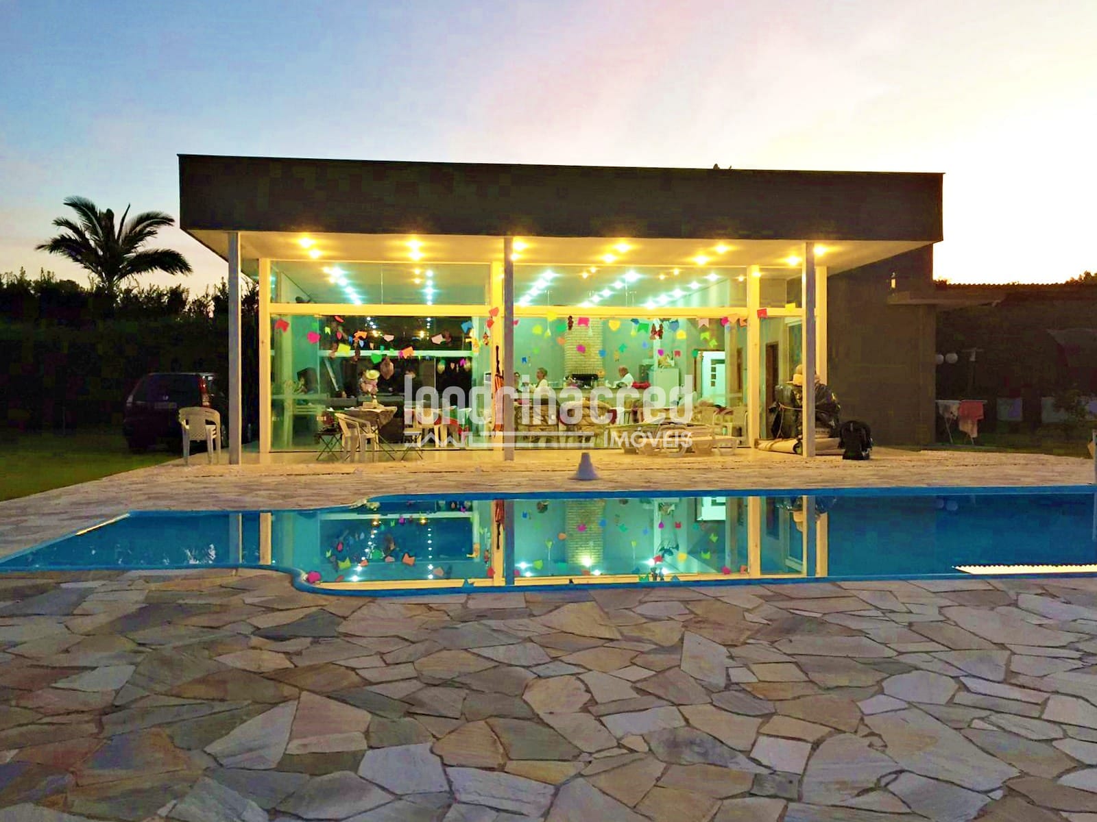 Sítio, 1 quarto, 2500 m² - Foto 1