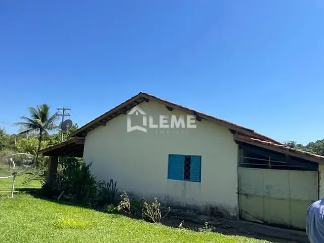 Chácara com 1800000m² 2 quartos e 2 banheiros, à venda, no bairro Vila Lambari em Mococa