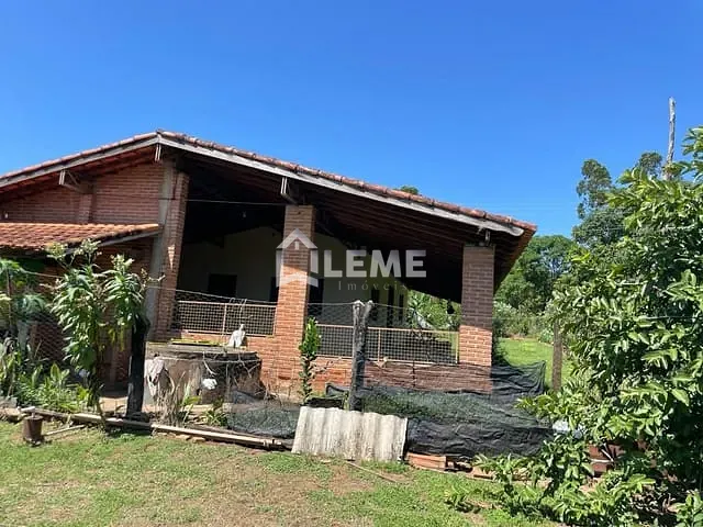 Chácara com 1800000m² 2 quartos e 2 banheiros, à venda, no bairro Vila Lambari em Mococa