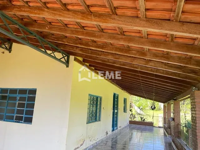 Chácara com 1800000m² 2 quartos e 2 banheiros, à venda, no bairro Vila Lambari em Mococa