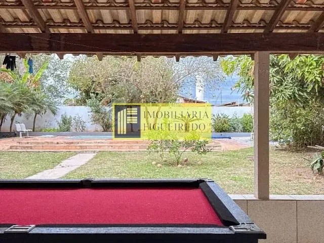 Chácara com 1000m² 3 quartos e 4 banheiros, à venda, no bairro Estância São Carlos em Guapiaçu