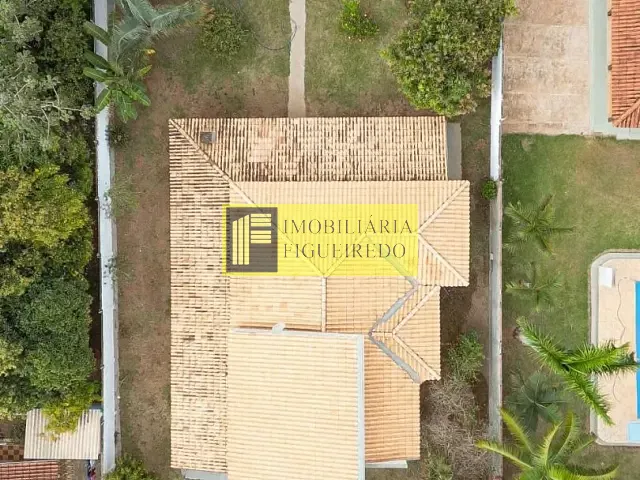 Chácara com 1000m² 3 quartos e 4 banheiros, à venda, no bairro Estância São Carlos em Guapiaçu