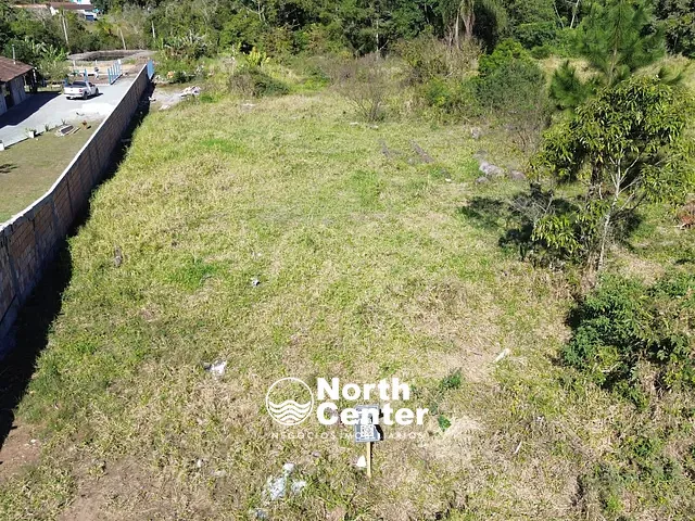Chácara com 4482m², à venda, no bairro Pinheiros em Balneário Barra do Sul