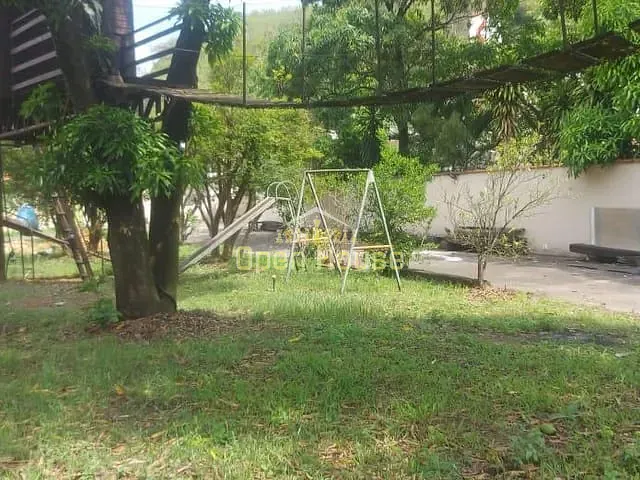 Chácara com 1650m² 3 quartos e 3 banheiros, à venda, no bairro Retiro em Volta Redonda