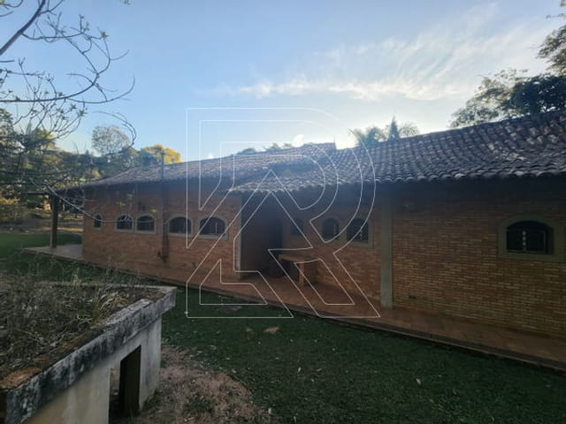 Chácara com 14600m², à venda, no bairro Traviú em Jundiaí