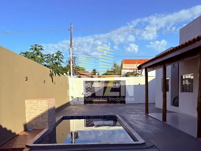 Chácara com 300m² 3 quartos e 3 banheiros, à venda, no bairro Vale do Igapó em Bauru