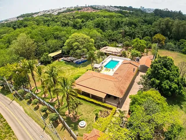 Chácara com 6275m² 6 quartos e 2 banheiros, à venda, no bairro Colinas do Mosteiro de Itaici em Indaiatuba