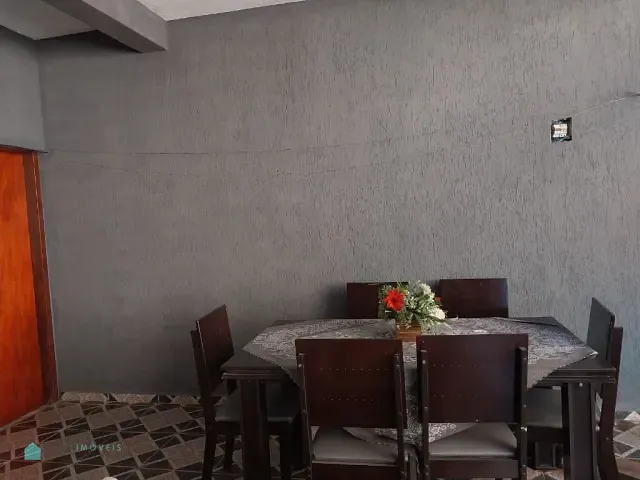 Chácara com 514m² 2 quartos e 2 banheiros, à venda, no bairro Jardim Estância Brasil em Atibaia