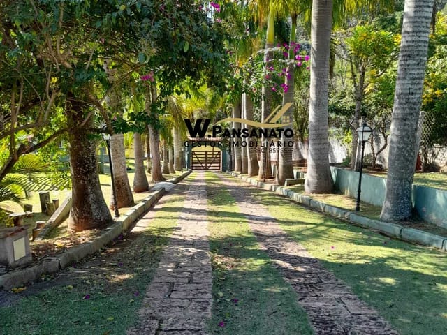 Chácara com 5000m² 8 quartos e 10 banheiros, à venda, no bairro Recanto dos Palmares em Atibaia