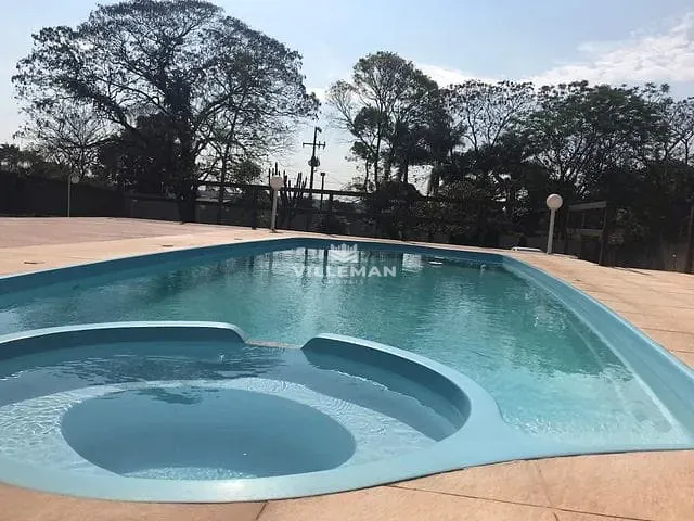 Chácara com 2150m² 1 quarto e 2 banheiros, à venda, no bairro Vale Azul em Sarandi