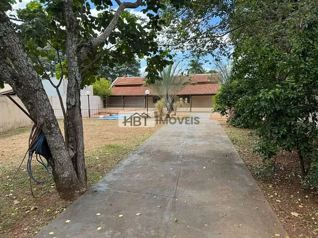 Chácara com 572m² 3 quartos e 3 banheiros, à venda, no bairro Vale do Igapó em Pederneiras