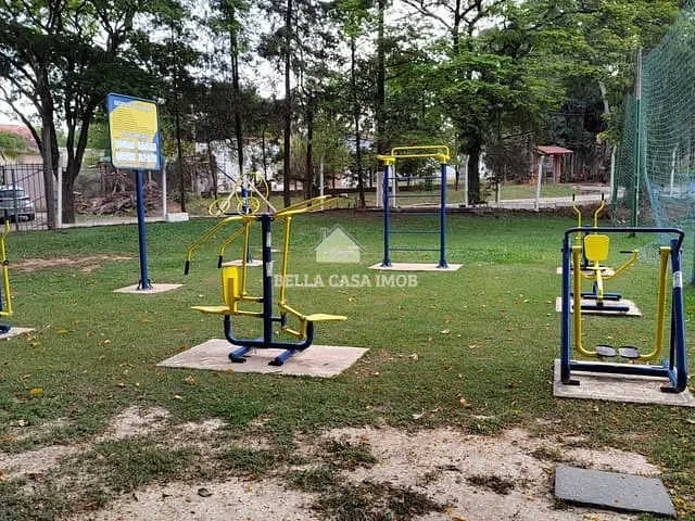 Chácara com 800m² 4 quartos e 2 banheiros, à venda, no bairro Araçoiaba em Araçoiaba da Serra