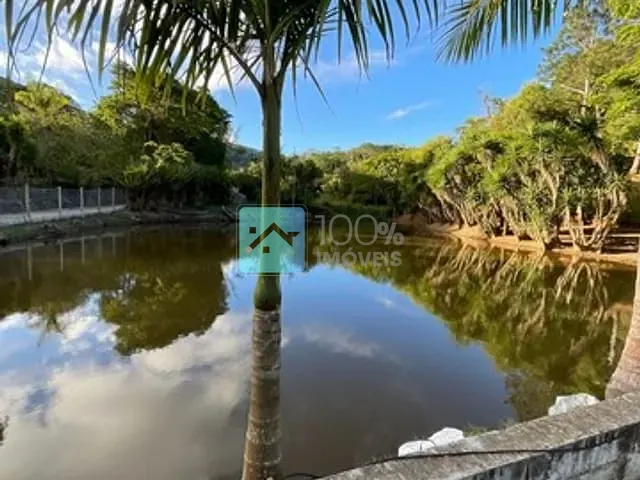 Chácara com 30250m² 3 quartos e 3 banheiros, à venda, no bairro Estância Figueira Branca em Jarinu