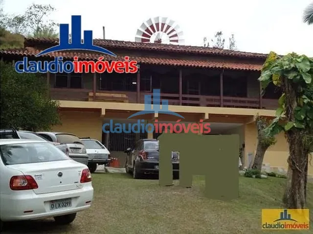 Chácara 5 quartos e 3 banheiros, à venda, no bairro Antônio Rocha em Barra Mansa