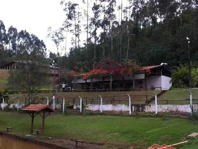 Sítio com 7m², à venda, no bairro Correia de Freitas em Apucarana