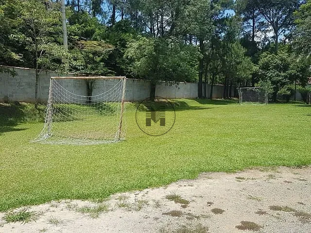 Chácara com 4600m² 1 quarto e 3 banheiros, à venda, no bairro Bom Jardim I em Guaratinguetá