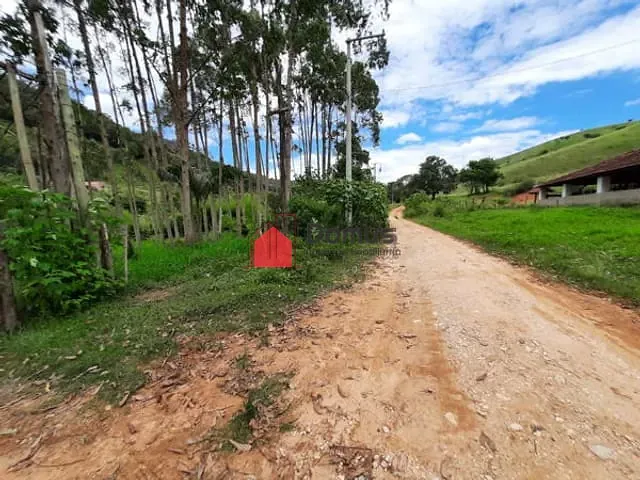 Chácara com 7000m², à venda, no bairro Zona Rural em Lagoinha