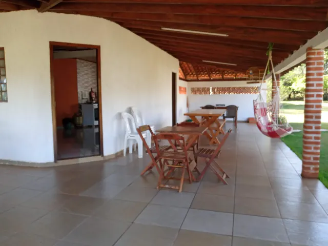 Chácara com 2500m² 3 quartos e 2 banheiros, à venda, no bairro Área Rural de Londrina em Londrina