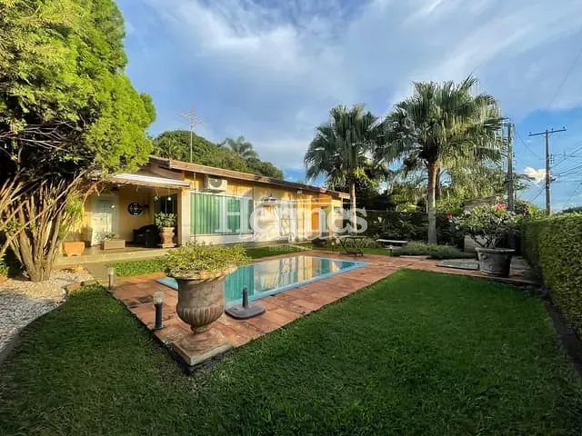 Chácara com 940m² 3 quartos e 2 banheiros, à venda, no bairro São Luiz em Paulínia