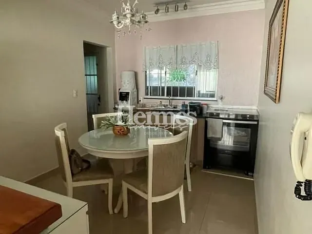 Chácara com 940m² 3 quartos e 2 banheiros, à venda, no bairro São Luiz em Paulínia