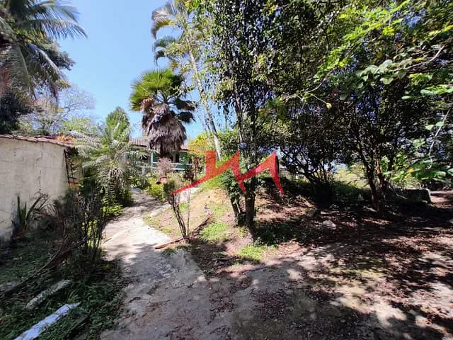 Chácara com 1175m² 2 quartos e 1 banheiro, à venda, no bairro Várzea das Moças em São Gonçalo