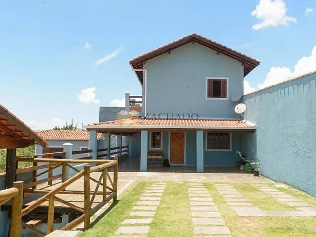 Chácara com 1057m² 5 quartos e 2 banheiros, à venda, no bairro Estância Marília em Jarinu