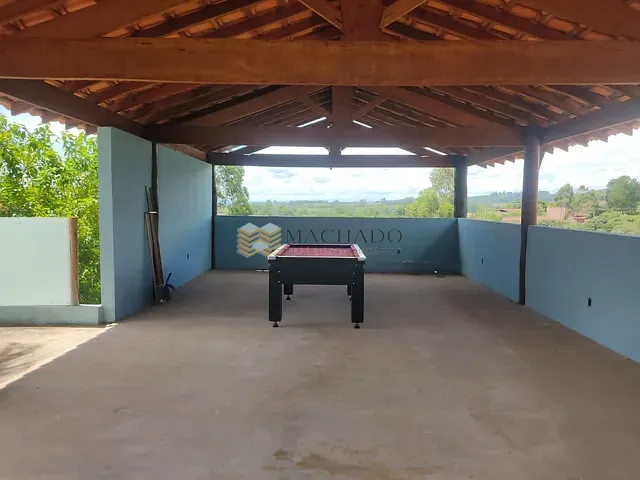 Chácara com 1057m² 5 quartos e 2 banheiros, à venda, no bairro Estância Marília em Jarinu