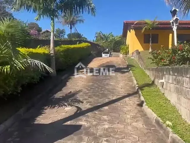 Chácara com 1600m² 3 quartos e 2 banheiros, à venda, no bairro Vila Lambari em Mococa