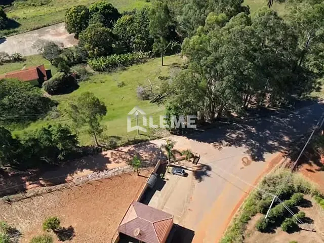 Chácara com 1600m² 3 quartos e 2 banheiros, à venda, no bairro Vila Lambari em Mococa