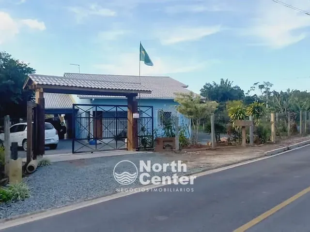 Chácara com 2396m² 3 quartos e 3 banheiros, à venda, no bairro Pinheiros em Balneário Barra do Sul