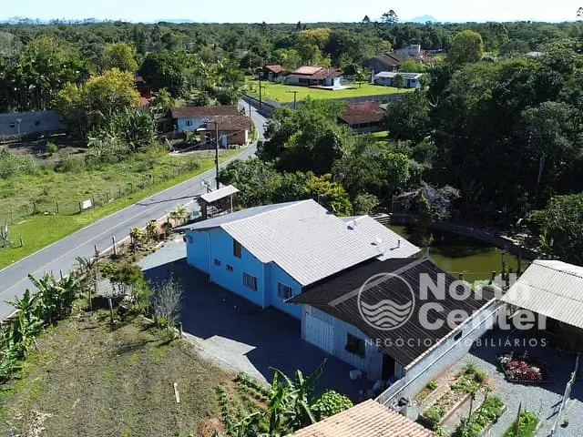 Chácara com 2396m² 3 quartos e 3 banheiros, à venda, no bairro Pinheiros em Balneário Barra do Sul