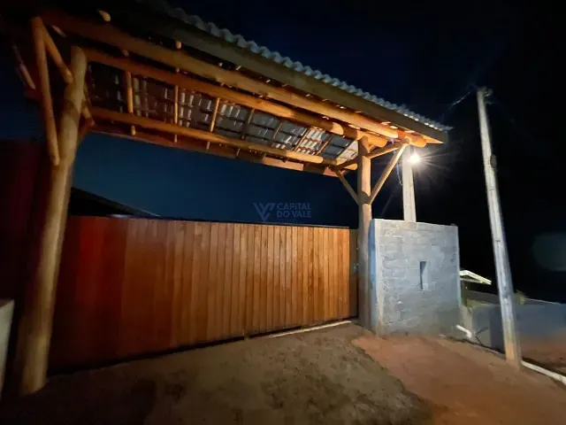 Chácara com 2450m² 1 quarto e 1 banheiro, à venda, no bairro Altos do Caetê em São José dos Campos