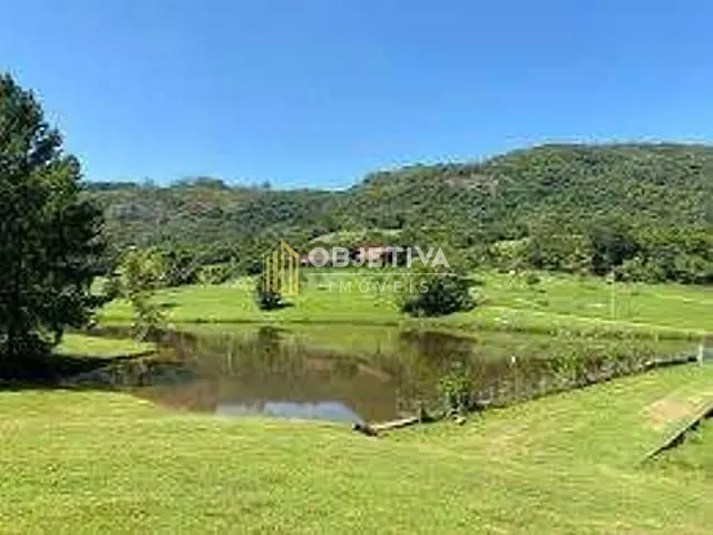 Chácara com 1000m², à venda, no bairro Lomba Grande em Novo Hamburgo