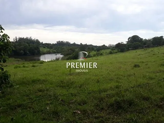 Chácara com 30000m², à venda, no bairro Espírito Santo em Londrina