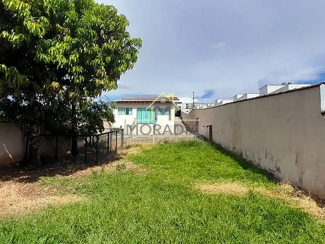 Chácara com 1980m² 3 quartos e 1 banheiro, à venda, no bairro Taboão em Guaxupé