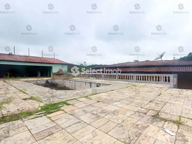 Chácara com 4000m² 3 quartos e 2 banheiros, à venda, no bairro Parque do Heroísmo em Suzano