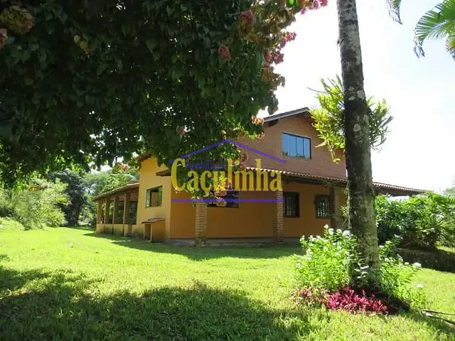 Chácara com 4728m², à venda, no bairro Rosa Machado em Piraí