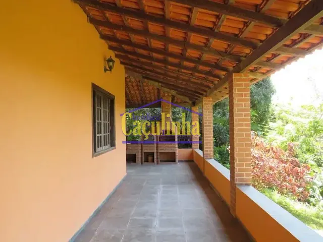 Chácara com 4728m², à venda, no bairro Rosa Machado em Piraí