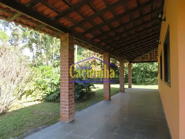 Chácara com 4728m², à venda, no bairro Rosa Machado em Piraí
