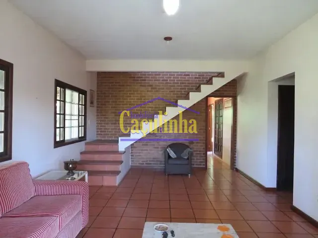 Chácara com 4728m², à venda, no bairro Rosa Machado em Piraí