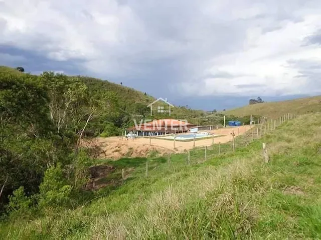 Chácara com 148000m² 4 quartos e 1 banheiro, à venda, no bairro Paraíso de Igaratá em Igaratá