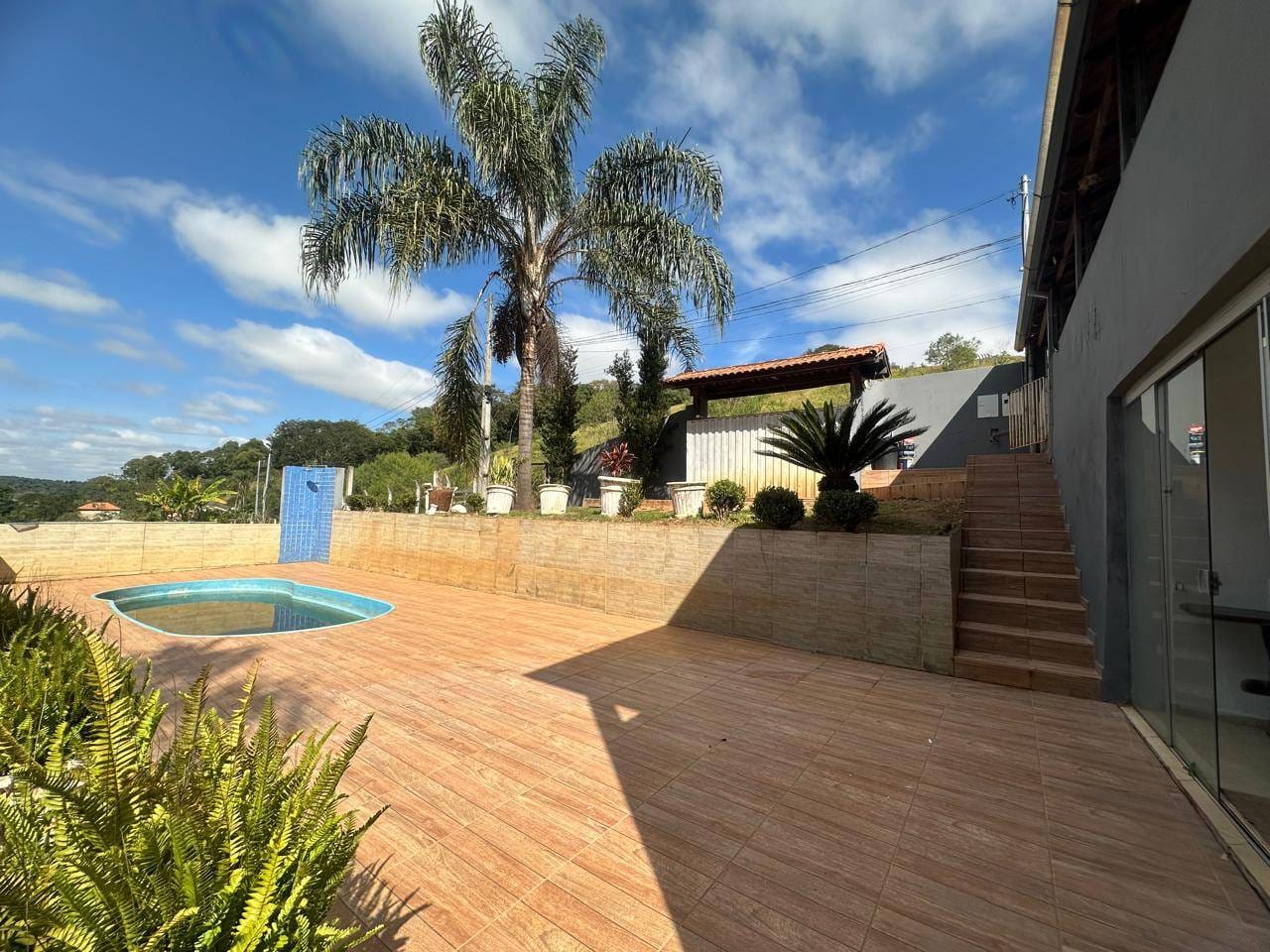 Chácara para alugar com 3 quartos, 150m² - Foto 18